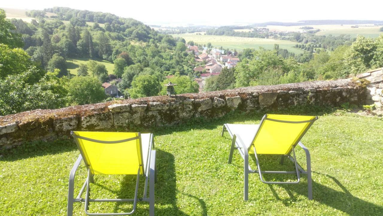 B&B Chez Fouchs - Chambre D'Hotes Dun-sur-Meuse Exterior foto